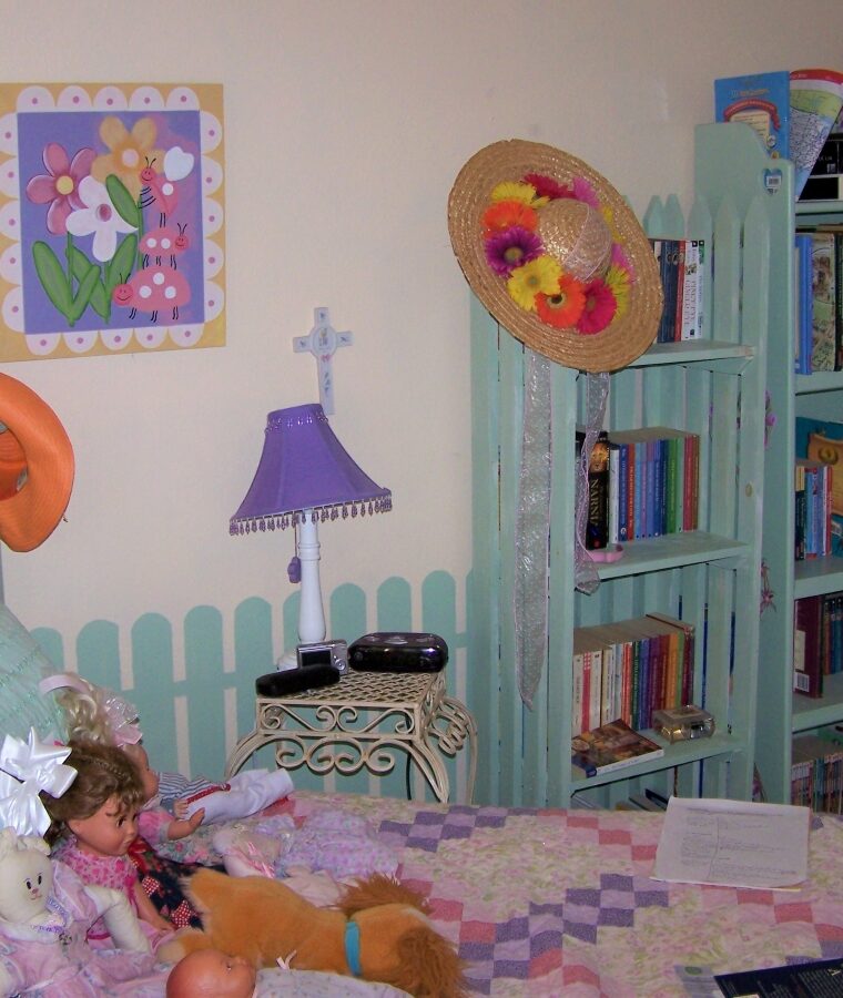 Creating a Floral Garden in my Daughter’s Bedroom
