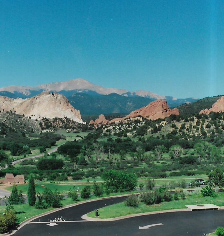 Colorado Springs: Ute Pass, Manitou Cliff Dwellings, and Cave of the Winds